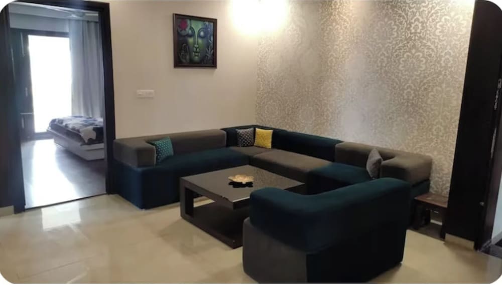 HomiStay - 3BHK