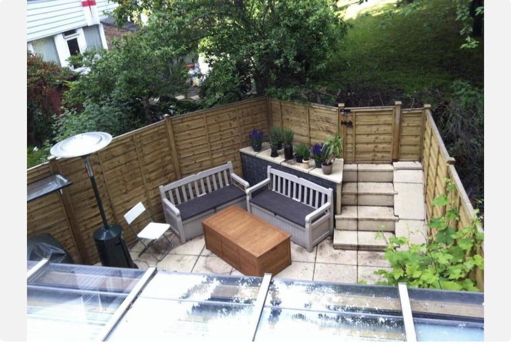 outdoor bbq area