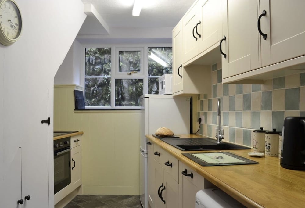 Beautiful 1-bed House, Exmoor Nr Lynton & Lynmouth view 5