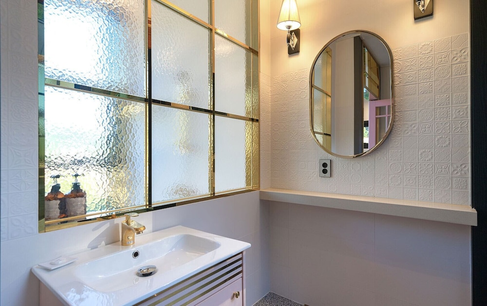 Ulsan Byeoldam Eunchae Pool Villa