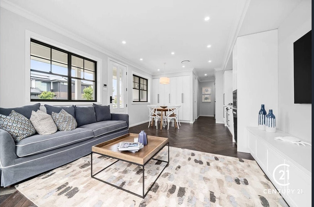 Couples' Haven - 2 Bedrooms