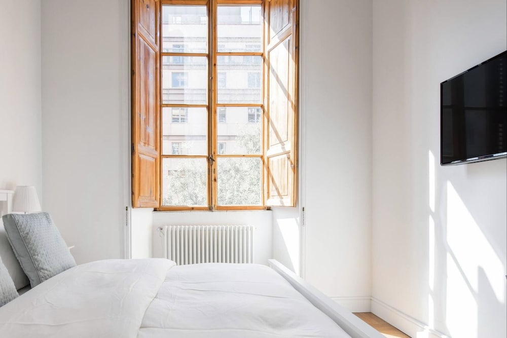 Esquiline Suites
