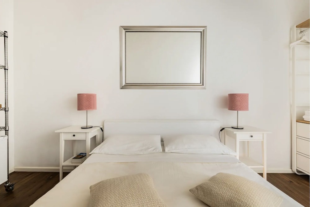 Esquiline Suites