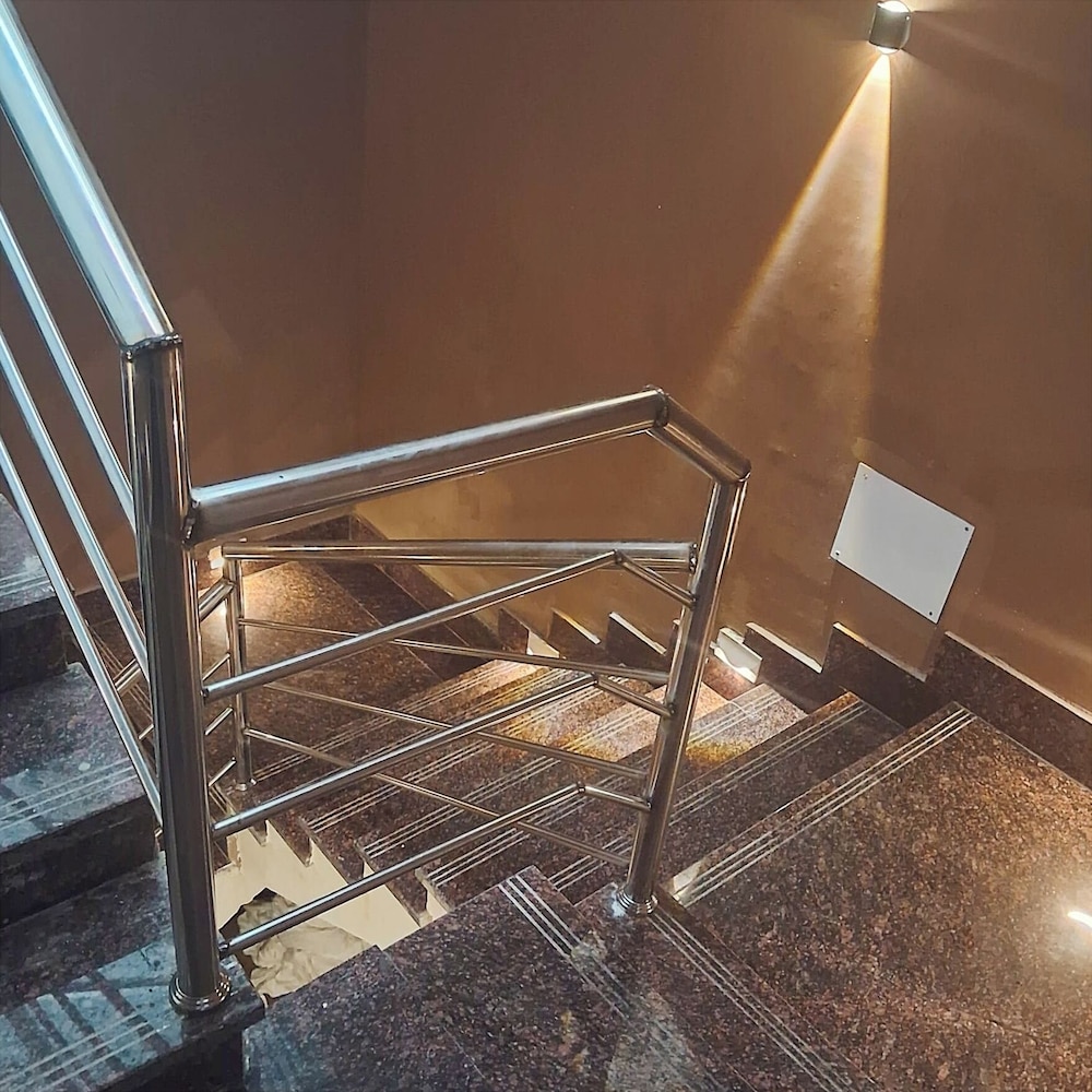 Hotel Shriman Palace Puri