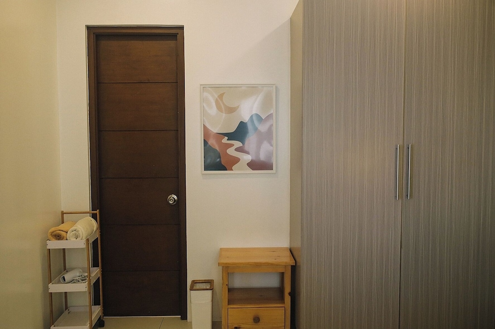 Rooms Near IT Park - Hooga Home Cebu