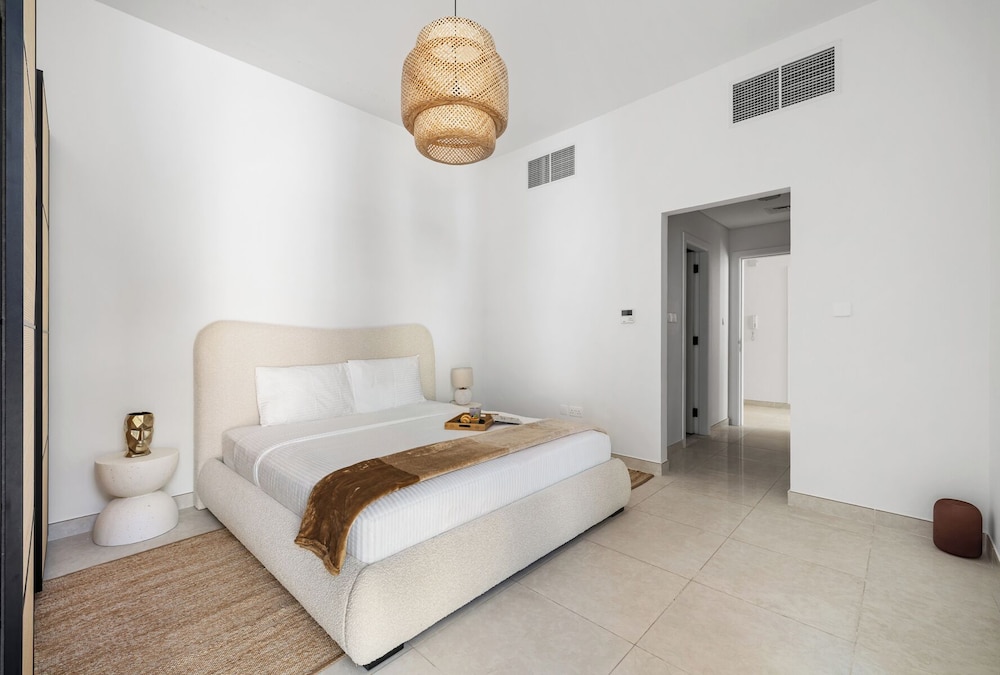 1BR Equestrian Lifestyle Meydan