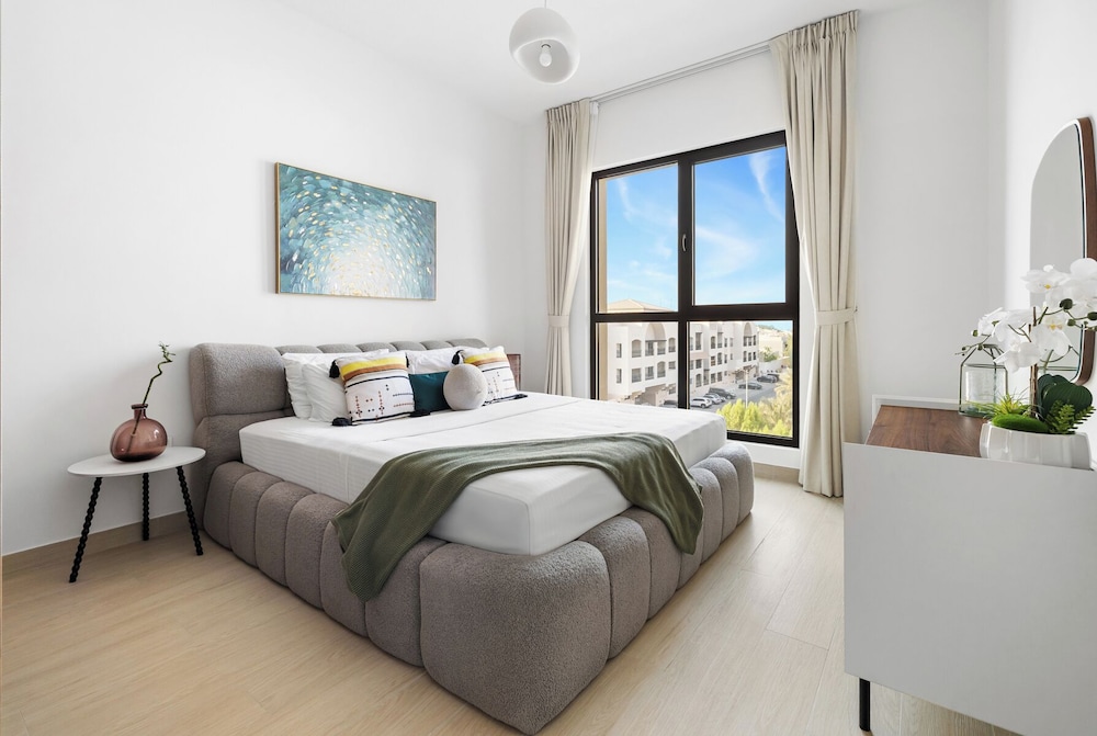 Stylish 1BR with Burj Al Arab View