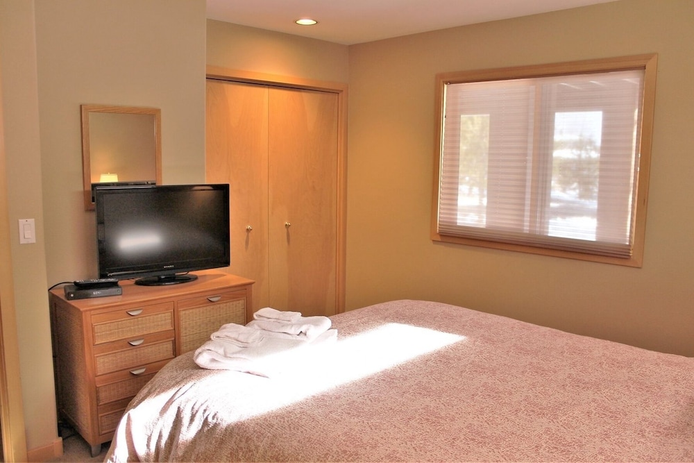 Lone Eagle Landing 2 3 Bedroom Home
