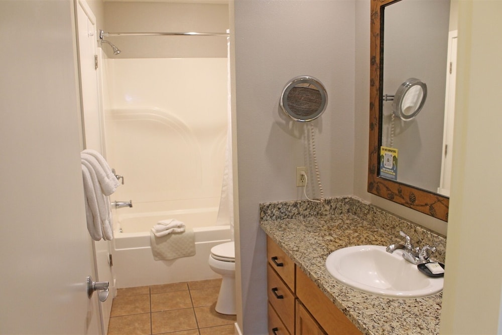 7th Mtn 1235a 1 Bedroom Condo