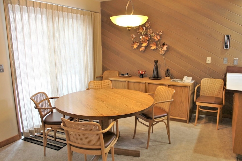 Meadow House 58 2 Bedroom Home