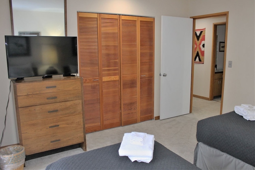 Meadow House 58 2 Bedroom Home