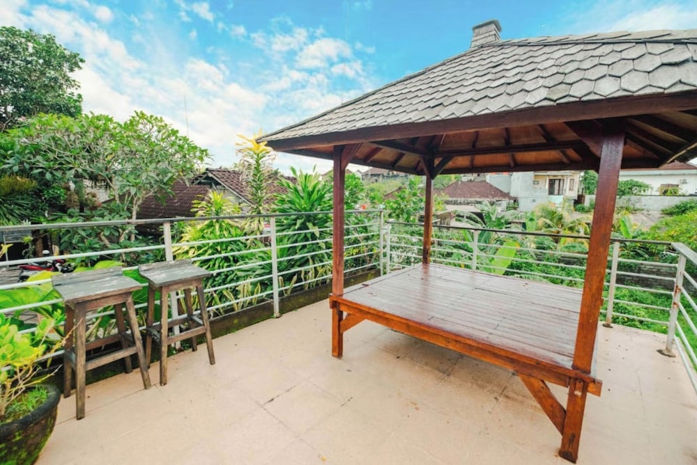 Aeena Homestay