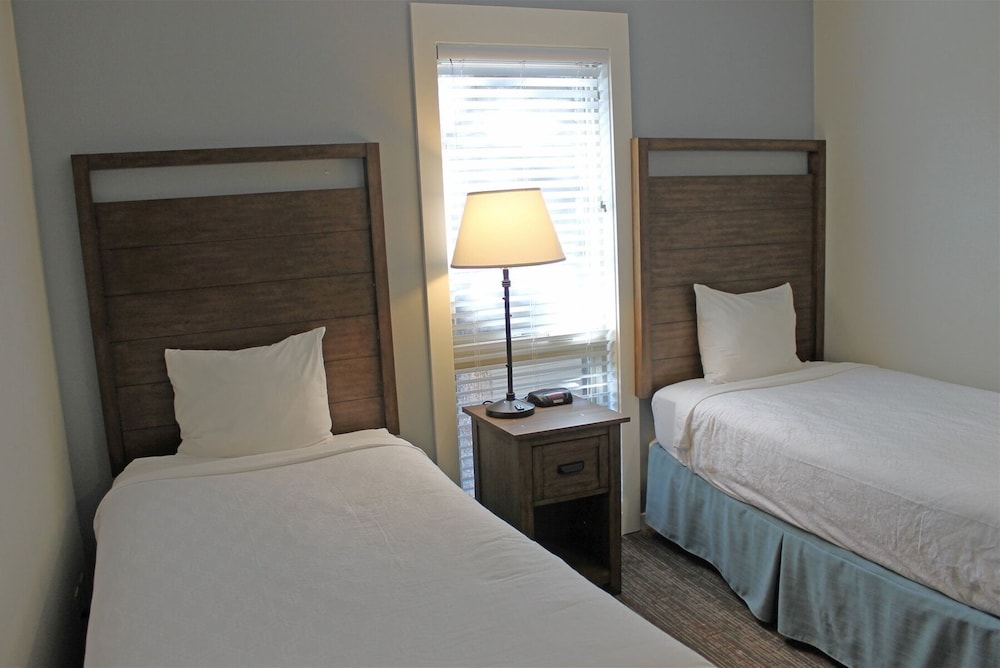 7th Mtn 823f 3 Bedroom Condo