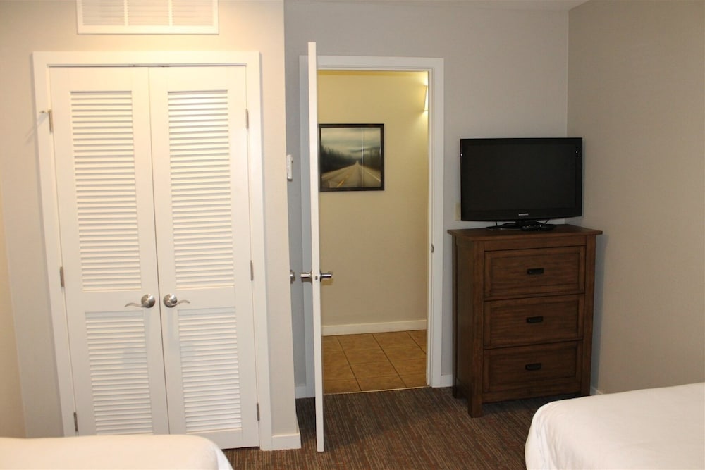 7th Mtn 823f 3 Bedroom Condo