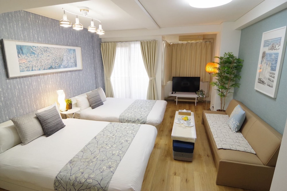 Nipponbashi Art Hotel
