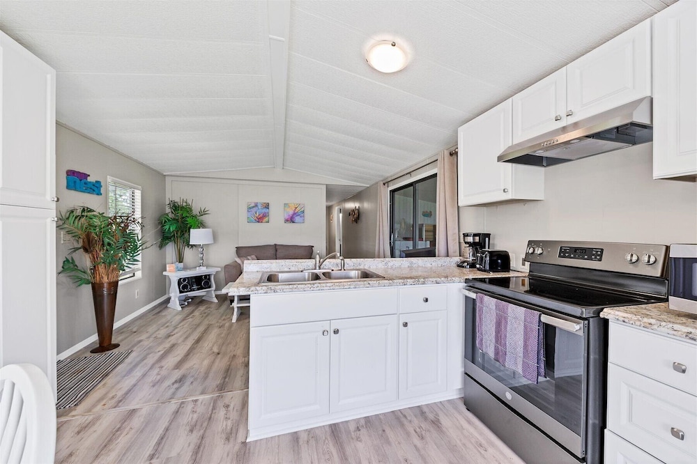 7324 Candace Lane