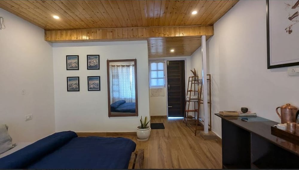 Kanatal Kutir