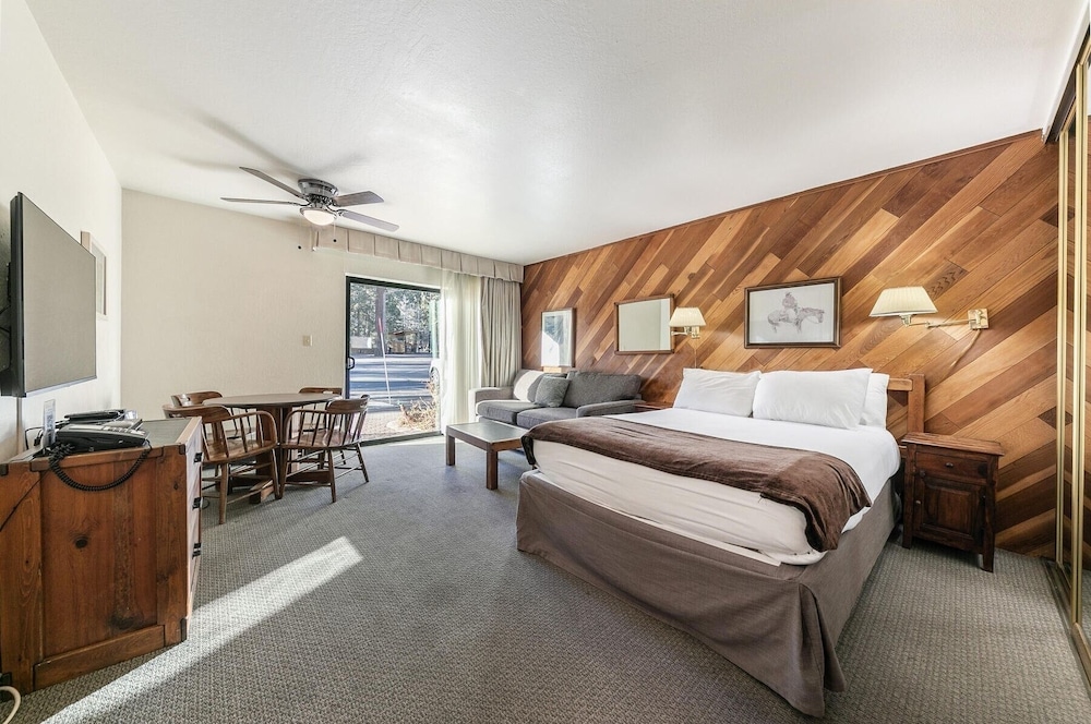 135 Bldg C 1 Bedroom Condo