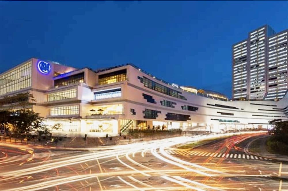 BGC Mckinley City Center Apartments