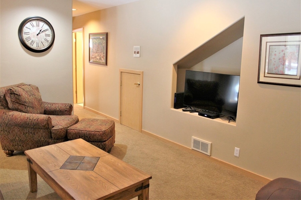 Lone Eagle Landing 2 3 Bedroom Home