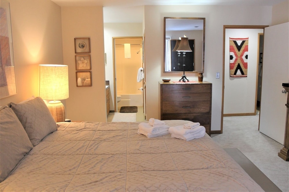 Meadow House 58 2 Bedroom Home