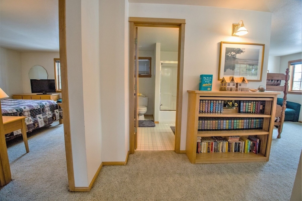 Mt Adams 6 2 Bedroom Home