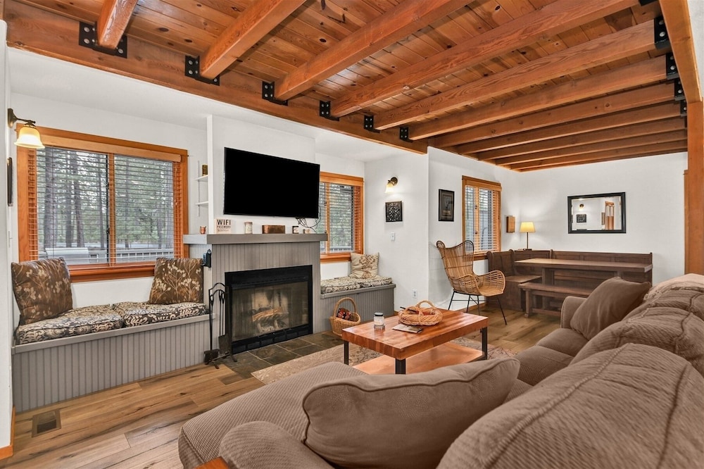 Otter 8 3 Bedroom Home