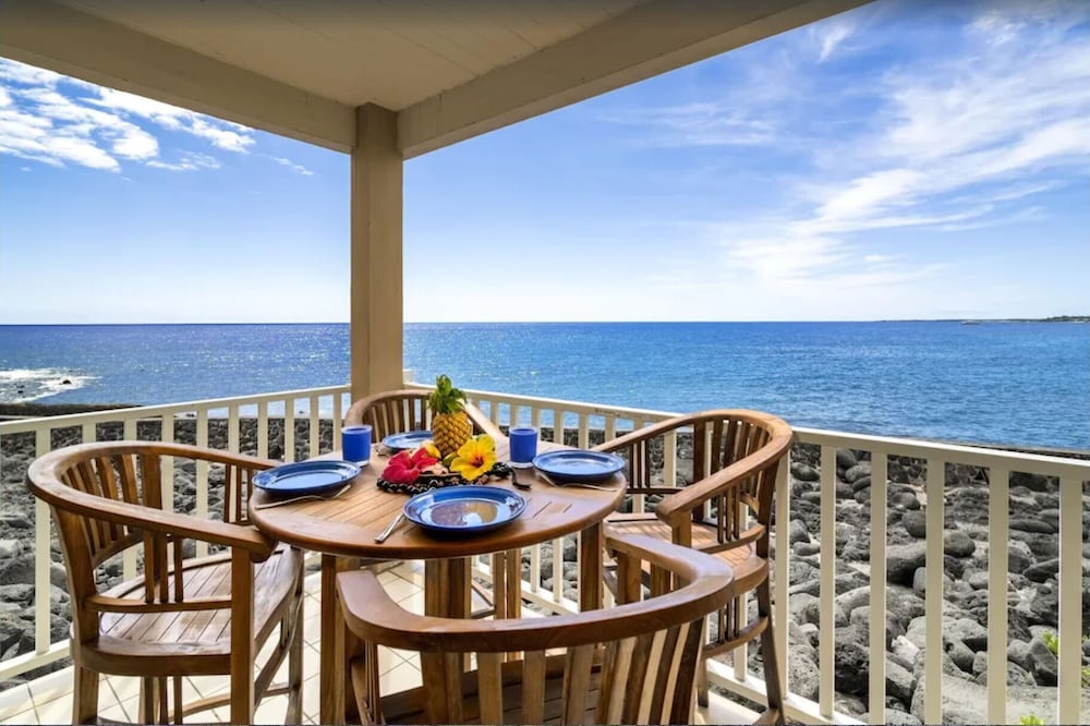 True Oceanfront - Panoramic Sunset View! - No Stairs - Vrkcv