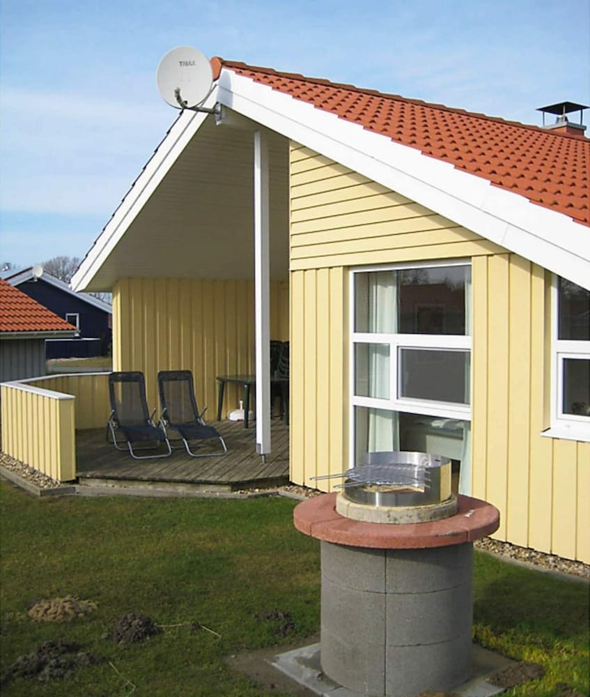 Beautiful Holiday Home in LÃ¸gstÃ¸r view 2