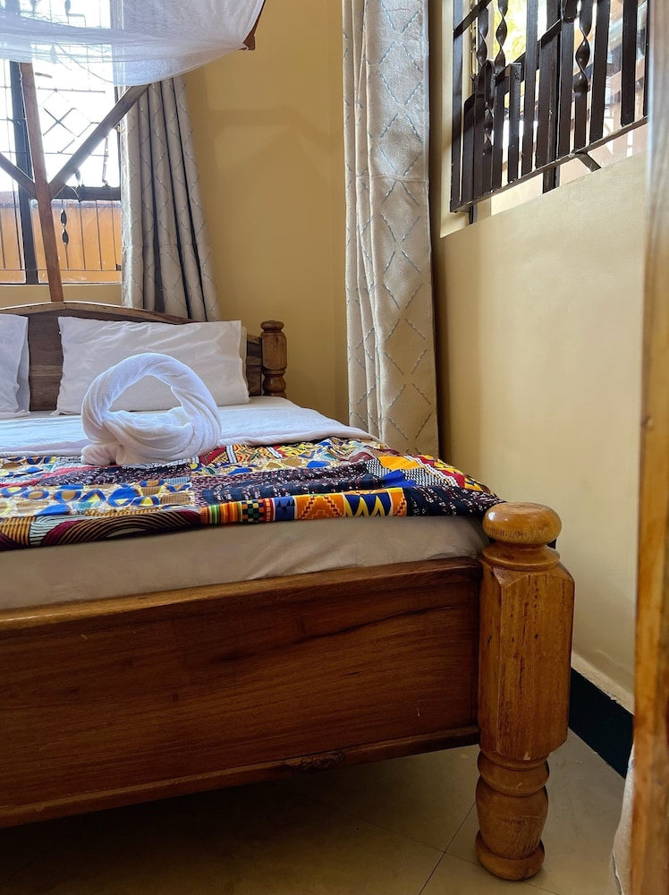MASHAS INN view 5