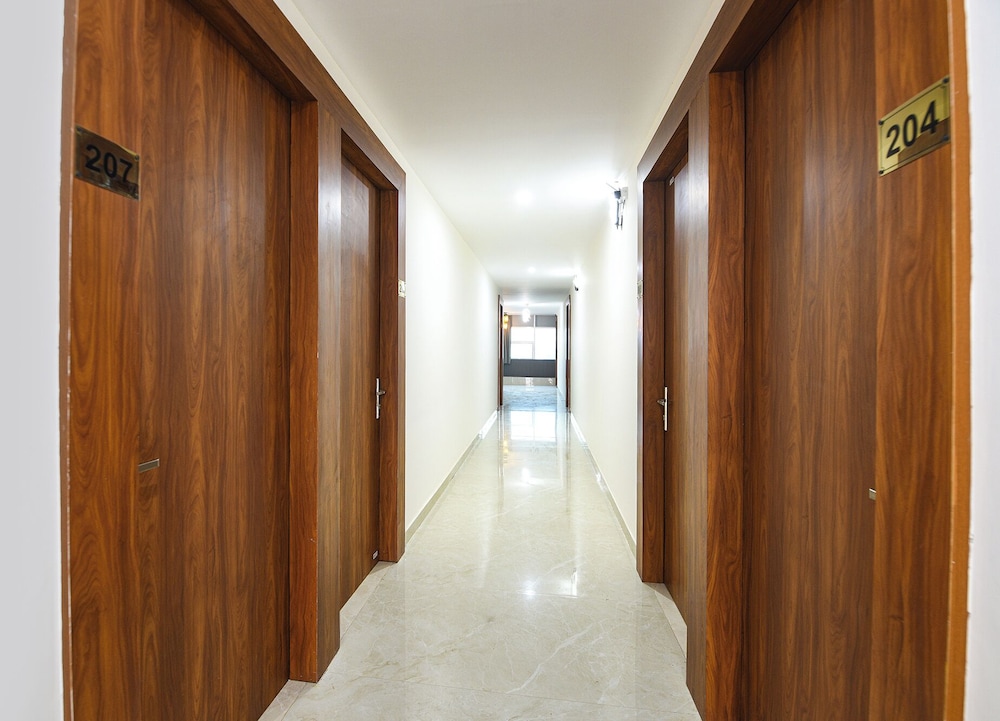 Fabhotel Sky I