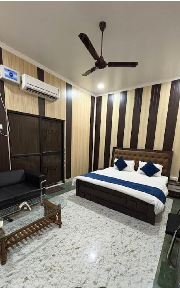 Hotel Indra Palace Jaunpur