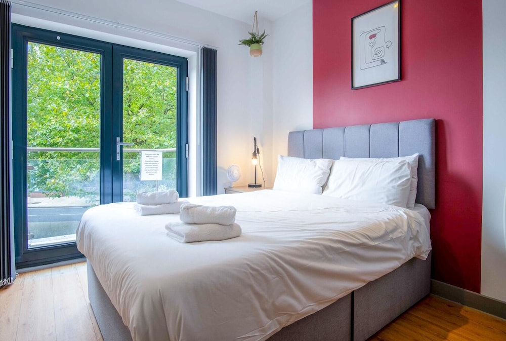 Princess Lofts 3 - 1 Bedroom Studio - Swansea