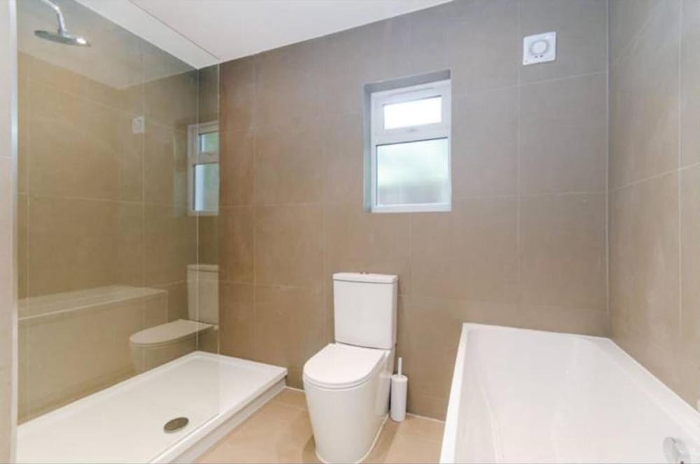 Charming 3 Bedroom House in West London