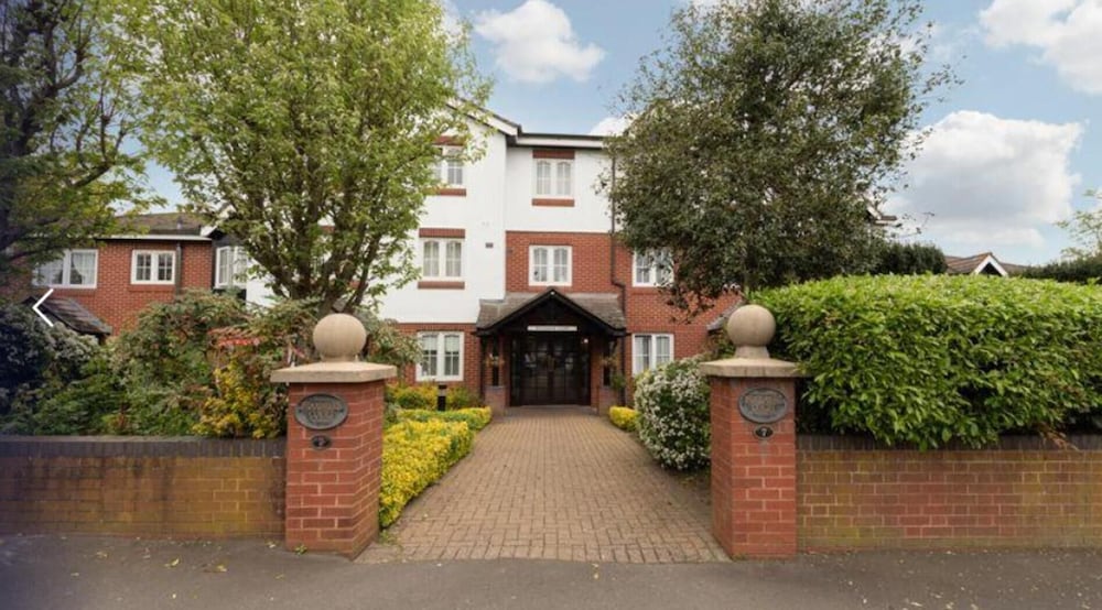 London Charm Retreat - Central Location