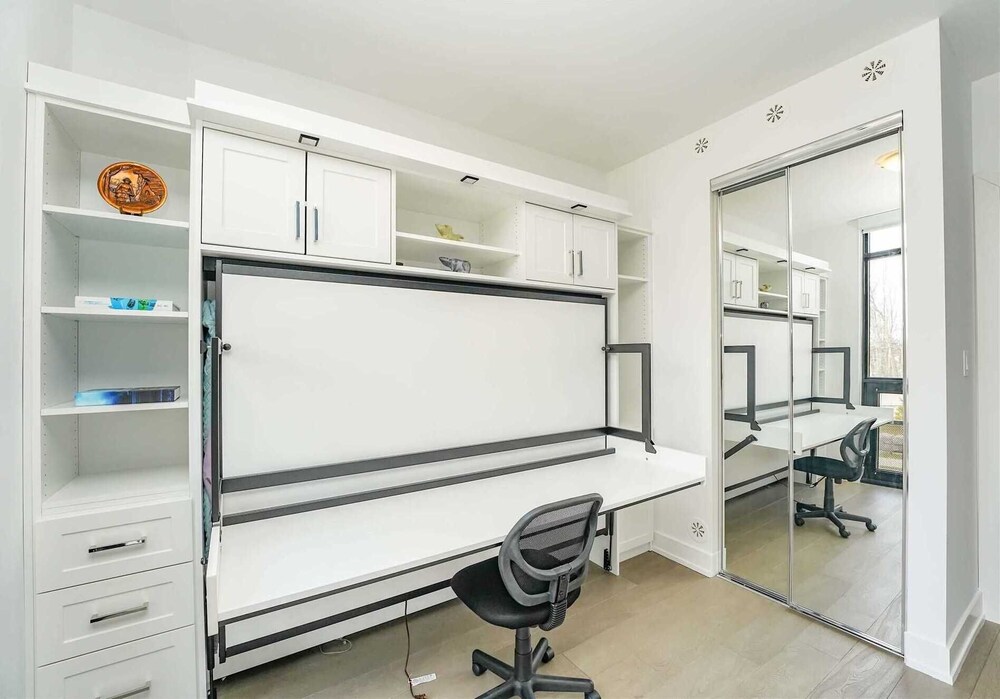 Friday Harbour Boutique Home