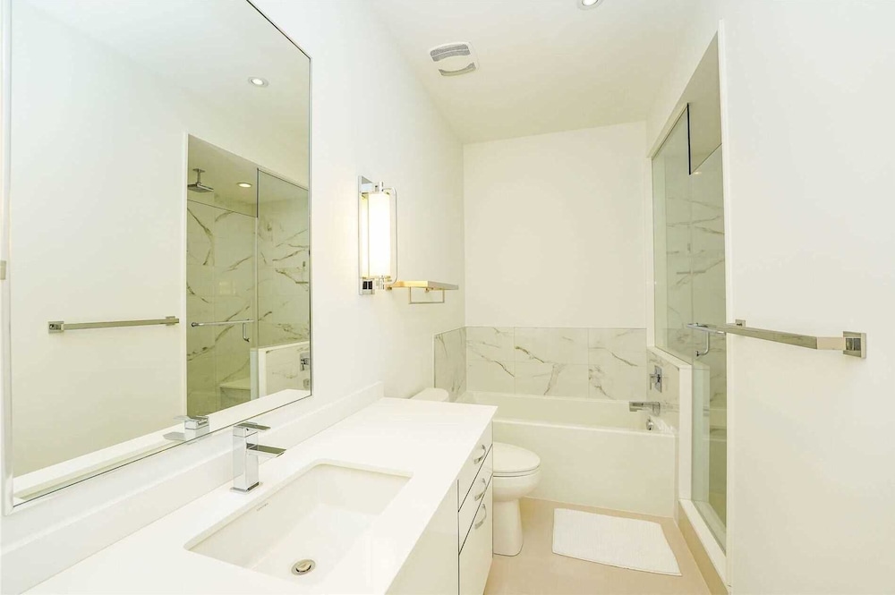 Friday Harbour Boutique Home