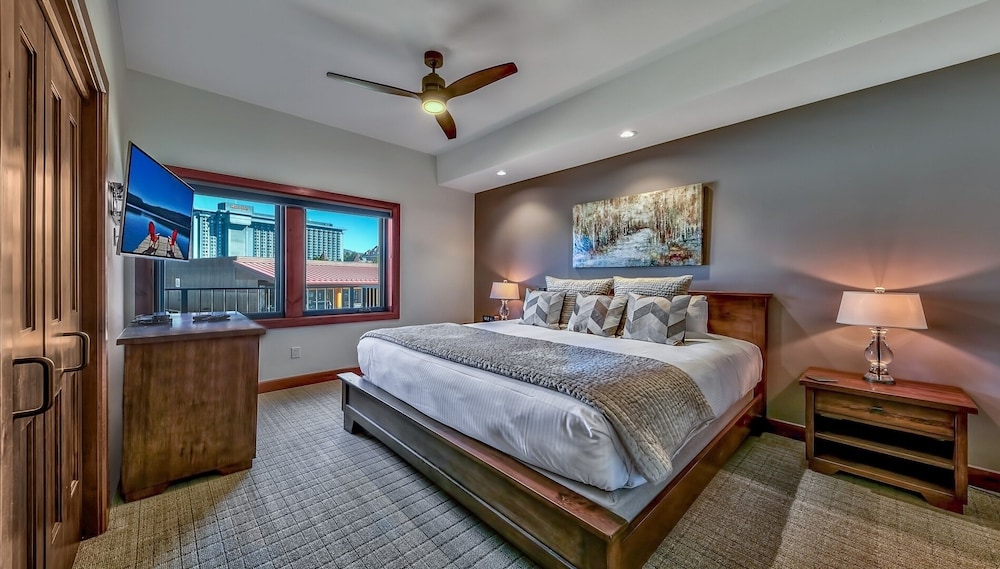 Heavenly Lake Tahoe Ski Resort