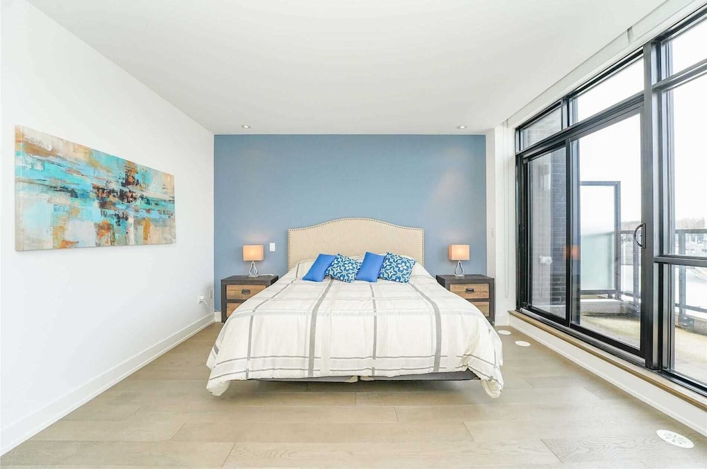 Friday Harbour Boutique Home