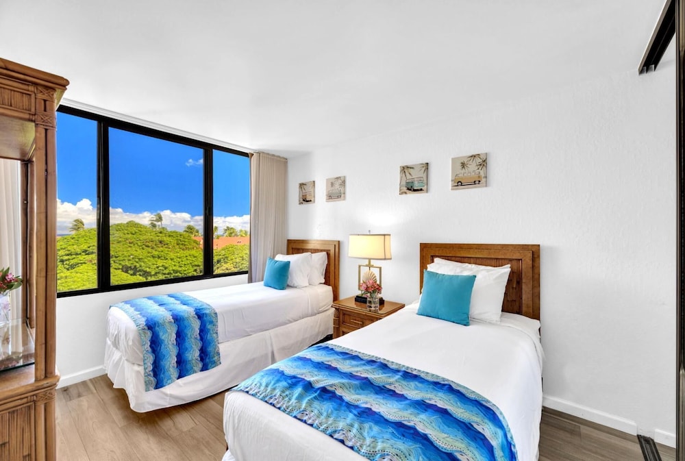 NEW KBM Resorts Free CAR Kaanapali Shores 6th Floor Ocean View Suite Steps to Pool and Beach Ks-616