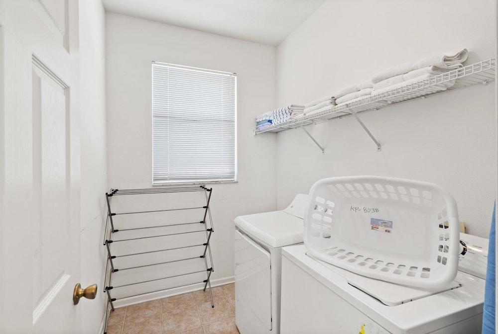 Windsor Palms Resort 5 Bedroom Home with Game Room 5 Home