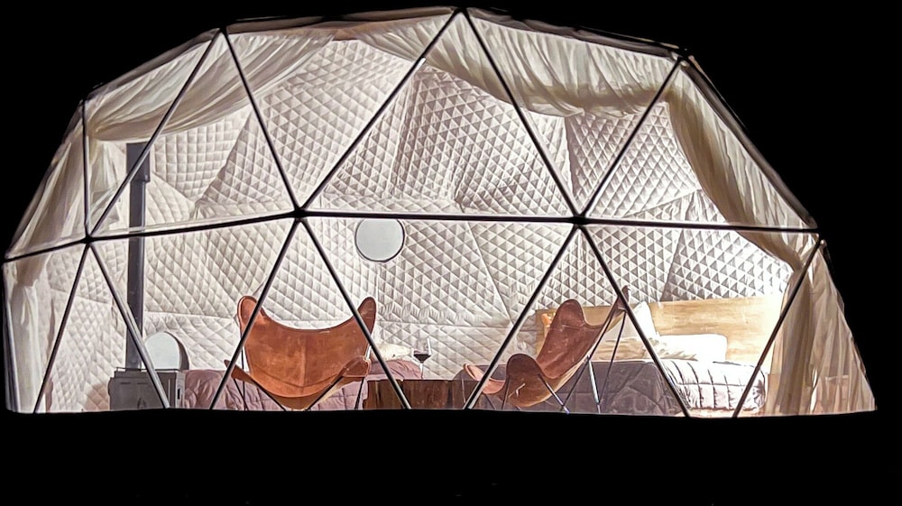 Isla Victoria - Folk Camp