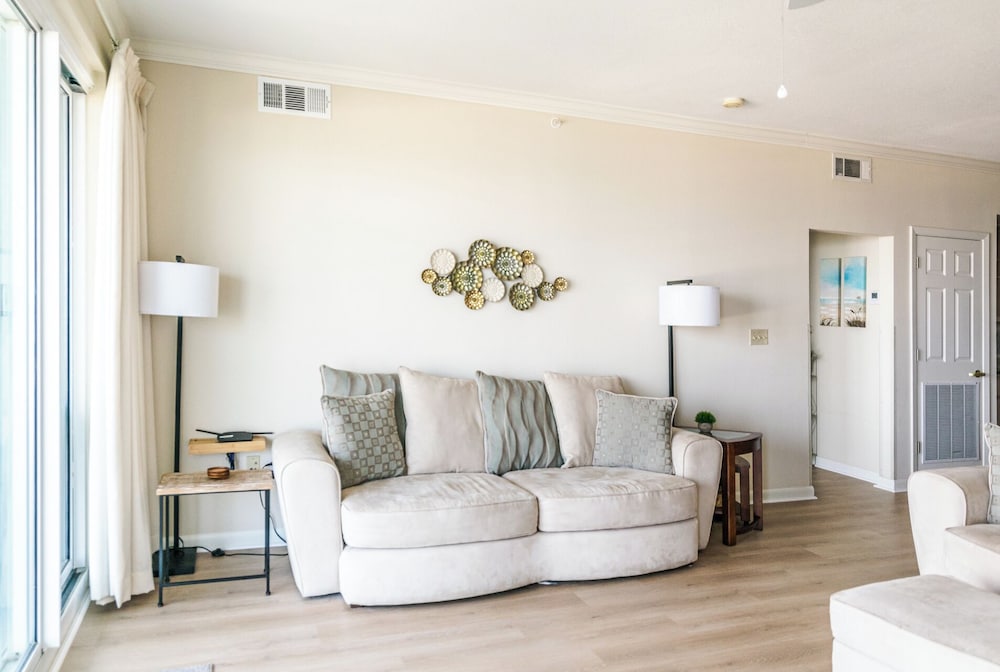Beachview Condo in Legacy Tower 1 -502 - Fully Furnished 2 Bedroom 2 Bathroom