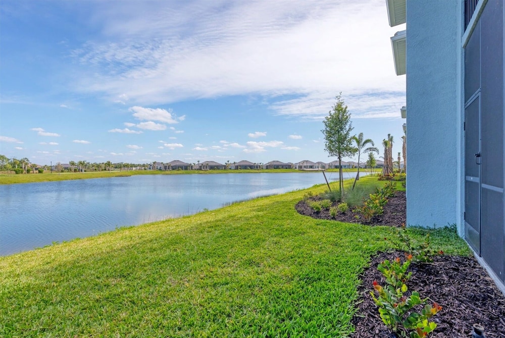 Heritage Landing Golf Club 27 night minimum 2 Bedroom Condo 2 Condo