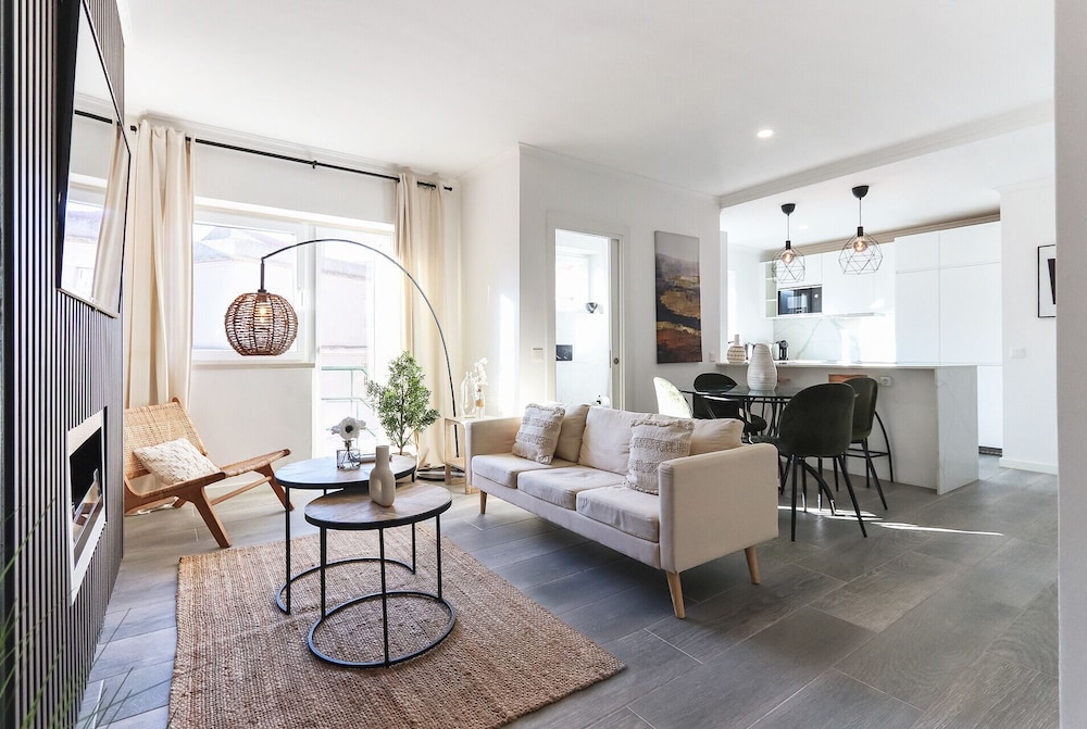 Rato Prime Terrace BY Homing