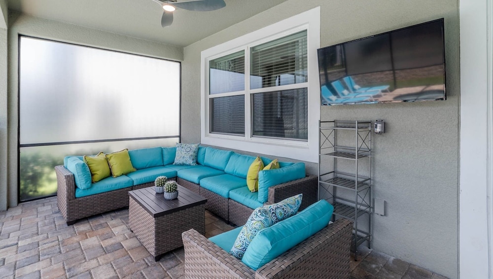 Solara Resort 5 Bedroom Home with Pool + Game Room 5 Home