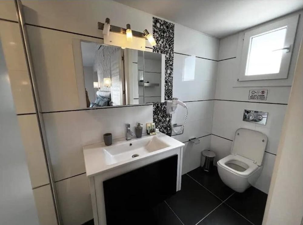 4 Bedroom Private Villa, Pool, Kyrenia Town