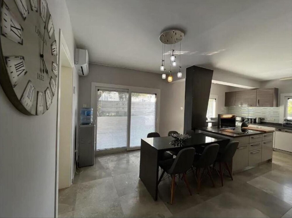 4 Bedroom Private Villa, Pool, Kyrenia Town