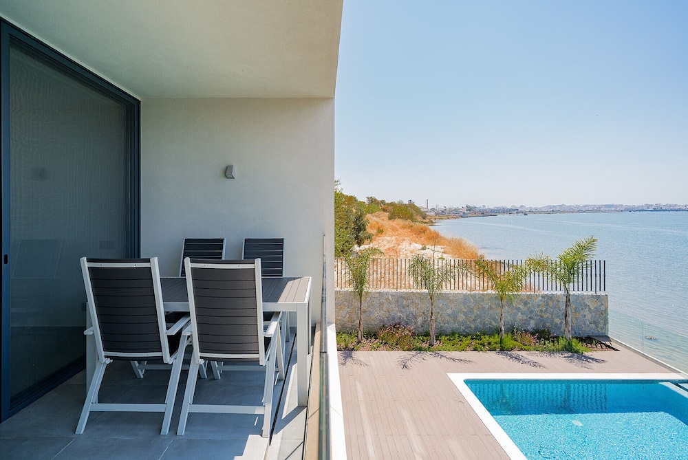 Portimão Ocean Breeze by Homing