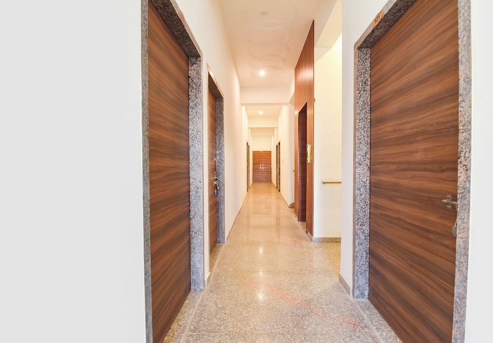 FabHotel Shree Radhey Shyam Palace